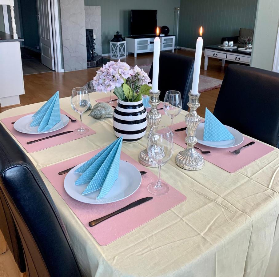 Kvaloya Apartment By The Sea Tromso Bagian luar foto